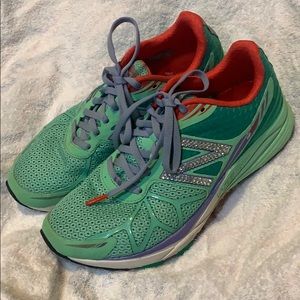 2016 Run Disney New Balance Little Mermaid Size 8